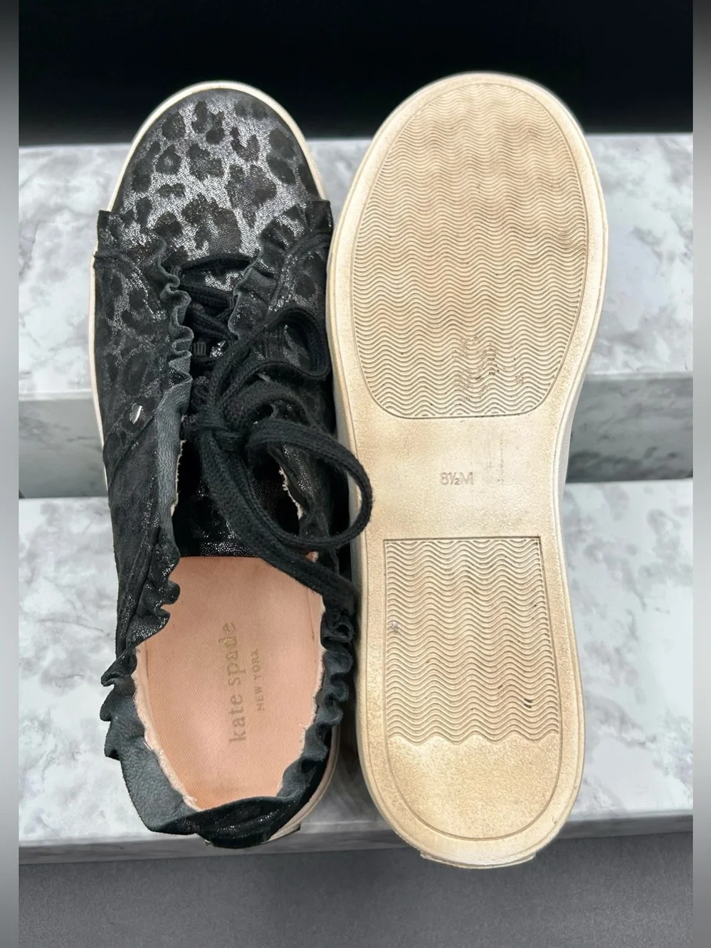KATE SPADE Lynn  Speakers Metallic Leopard Print  Leather. Size 8.5 M
